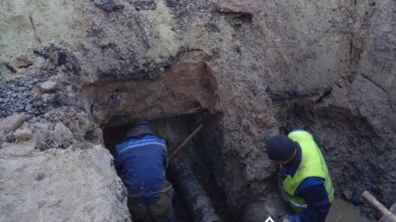 Фото: На вул. Шумського ремонтні бригади ЛМКП «Львівводоканал» ліквідовують аварійний витік