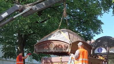 Фото: У центрі Львова демонтували два МАФи