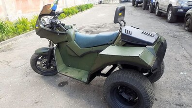 Фото: У львівському училищі розробили унікальний електротрицикл для військових