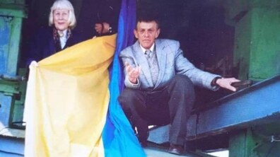 Фото: У Львові помер депутат Зиновій Саляк, який у 1990 році вперше підняв український прапор над Ратушею