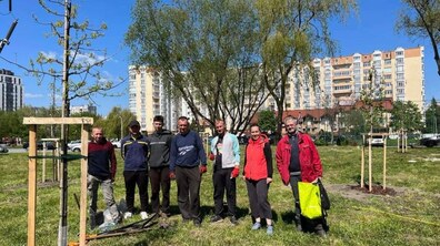 Фото: У Шевченківському районі Львова висадили 22 дерева