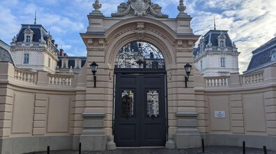 Фото: У Львові завершили масштабні реставраційні роботи в Палаці Потоцьких: фото до та після