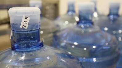 Фото: Львівводоканал продаватиме бутильовану питну воду з доставкою