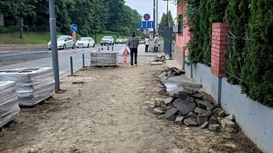 Фото: На вул. Личаківській відремонтують 500 м2 тротуару
