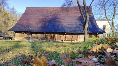 Фото: У Львівському скансені завершилася реставрація найбільшого об'єкту під ґонтовим дахом