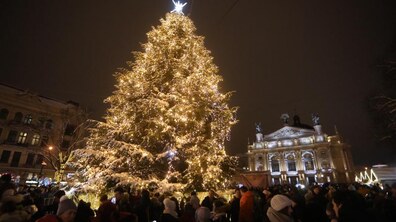 Фото: На Новий рік у Львові буде два мапінги — в центрі та на Сихові