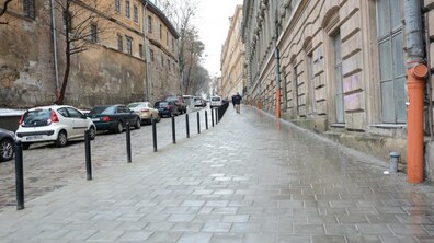 Фото: Підпірну стінку на вул. Просвіти відремонтують