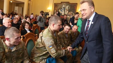 Фото: Як львівська влада фінансово допомагає бійцям АТО та їхнім сім’ям: підсумки 2016 року та плани на 2017 рік