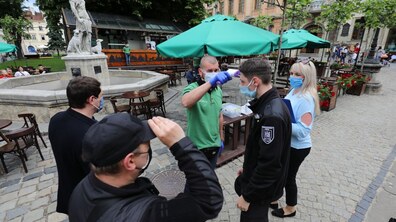 Фото: За результатами роботи моніторингових груп сьогодні у Львові закрито один заклад, складено 4 протоколи