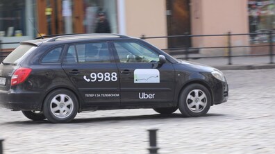 Фото: «Компанії Uklon і Bolt вже безкоштовно довозять медичних працівників на роботу», — Ірина Маруняк