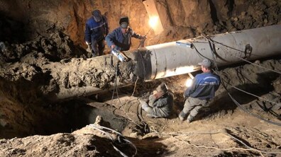 Фото: Водопостачання у місто відновлено о 2 год ночі, працівники Водоканалу ліквідували аварію