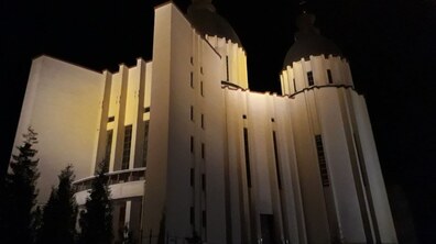 Фото: До Великодня ЛКП «Львівсвітло» підсвітило низку храмів