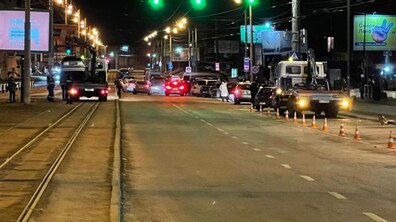 Фото: Водіїв закликають не паркуватися біля приміського та залізничного вокзалів
