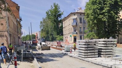 Фото: ІІІ етап реконструкції вул. Шевченка: на ділянці від вул. Юнаківа до вул. Яцкова роботи виконано на 65%