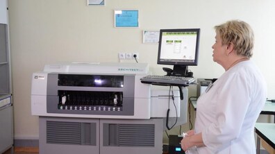 Фото: В міській дитячій лікарні Львова з’явилась надсучасна лабораторія
