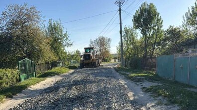 Фото: У Львівській громаді розпочали ремонтувати ґрунтові дороги
