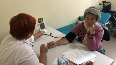 Фото: У Львові влаштували другий масштабний захід з надання безпритульним санітарно-гігієнічних та інших послуг