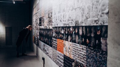 Фото: У Львові відкрилася мультимедійна виставка Beyond the Silence