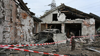 Зруйновані будинки у Малехові після ворожої атаки