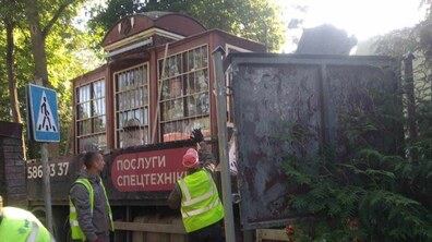 Фото: У Дублянах демонтували незаконний МАФ