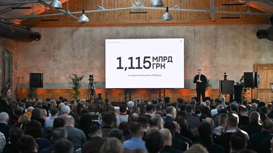Міський голова Львова Андрій Садовий звітує перед присутніми