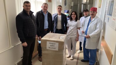Фото: SoftServe передав 2 апарати ШВЛ львівським лікарням