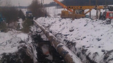 Фото: У Старому Селі замінюють магістральний водопровід
