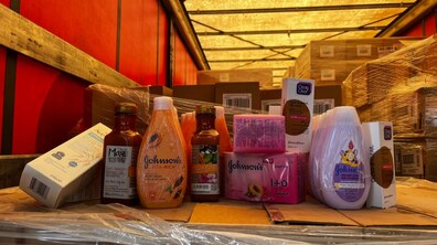 Фото: Львів отримав 40 тонн гуманітарної допомоги від ОАЕ