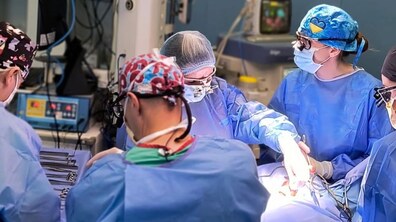 Фото: За тиждень пластичні хірурги зі США прооперували у Львові 50 дітей