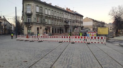 Фото: Перехрестя вул. Бандери – вул. Антоновича відкрито для руху транспорту