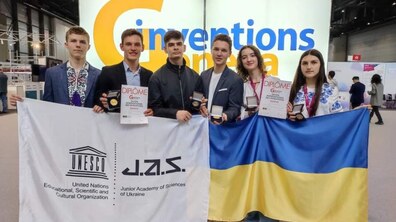 Фото: Львівська школярка здобула бронзову медаль на науковій виставці в Женеві