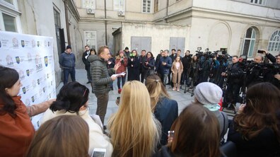 Фото: Місто закуповуватиме додаткові апарати штучної вентиляції легень та апарат для діагностики захворювання
