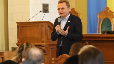 Фото: «Коли ми є в стані війни, в першу чергу, треба дбати про тих, хто нас захищає», - мер Львова