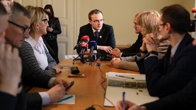 Фото: Фасад будинку на вул. К. Левицького, 10 має бути відновлений: позиція міста, яку мерія відстоюватиме в суді