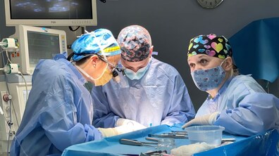 Фото: Відомі хірурги зі США прооперували у Львові 20 дітей з вадами обличчя (відео)