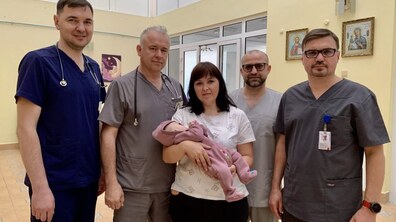 Фото: Львівські хірурги врятували новонароджену дівчинку з вадою легень