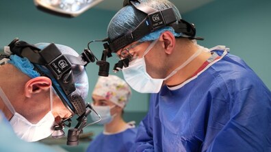 Фото: Врятували маму двох дітей: у Львові лікарі пересадили серце 38-річній жінці