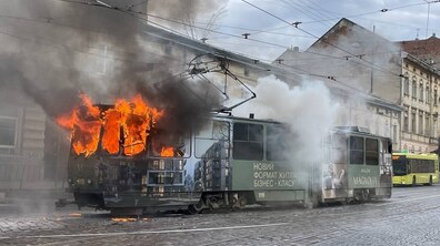 трамвай, що загорівся