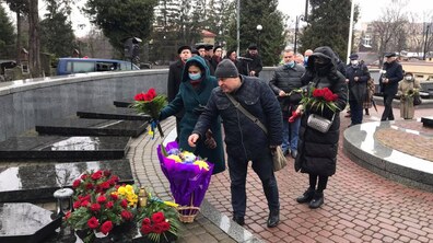 Фото: На Личаківському кладовищі вшанували Героя України Бориса Возницького