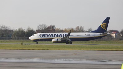Фото: Зі Львова у Краків полетів літак компанії Ryanair