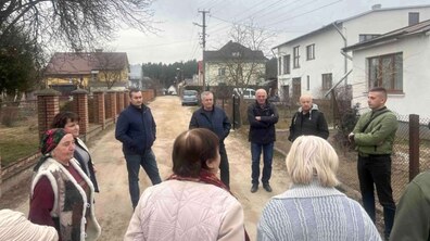Фото: У селищі Рудне у співпраці з мешканцями ремонтуватимуть дві вулиці