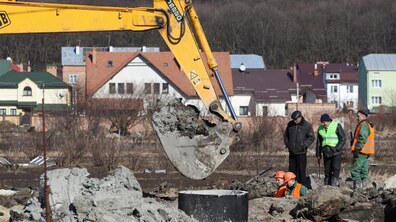 Фото: Ремонтні бригади ЛМКП «Львівводоканал» ліквідовують порив на водогоні «Городок-Львів»