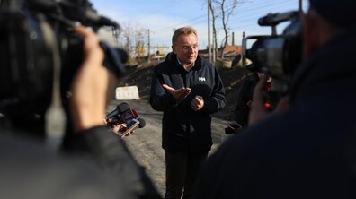 Фото: Мер Львова: «Місто хоче купити ще 100 нових автобусів, 100 тролейбусів, 10 трамваїв нових і 40 після капітального ремонту»