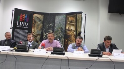 Фото: О.Засадний: «Гості мають отримати задоволення не тільки від футболу, а й від перебування у Львові»
