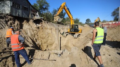 Фото: «Місто інвестує великі гроші; мене цікавлять темп і якість», — Андрій Садовий про ремонт вул. Миколайчука