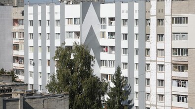Ілюстративне фото, на якому зображений багатоквартирний житловий будинок