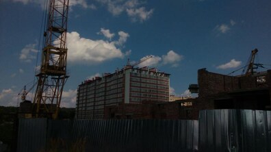 Фото: Мерія застерігає мешканців від купівлі квартир у забудовника-афериста ПрАТ «Ірокс»