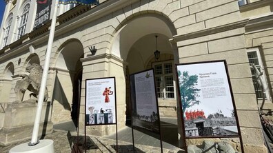 Фото: Брюховичам – 579: на пл. Ринок відкрили виставку, присвячену селищу