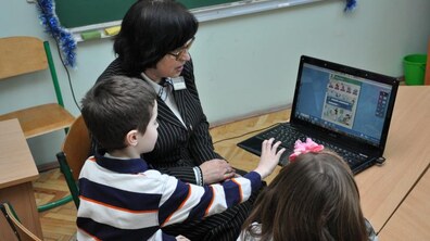 Фото: Відзавтра ще 6 навчальних закладів Львова тимчасово призупинять навчання