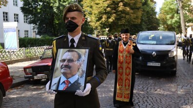 Фото: Львів попрощався з Василем Шпіцером